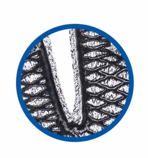 Close-up of the reinforced thumb crotch and index finger